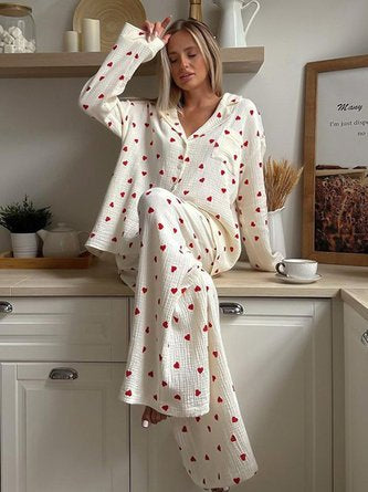 Heart Print Long Sleeve shirt and Pants Casual Pajama Set
